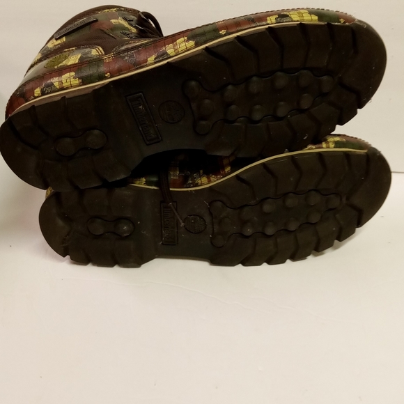 Timberland Ankle Boots Mens Leather Green & Yellow Graphic Design Emboss Sz 8.5M - Picture 12 of 12